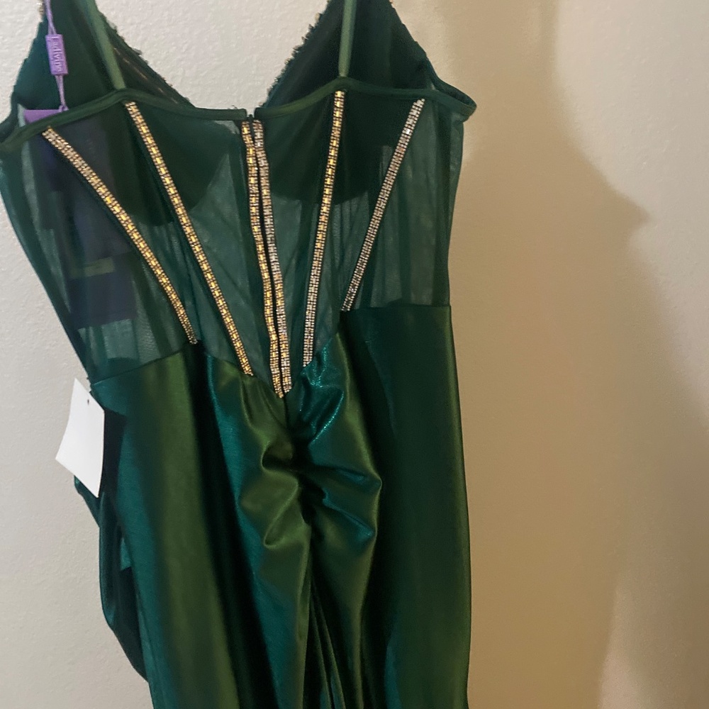 Prom- dress - Picture 2 of 2